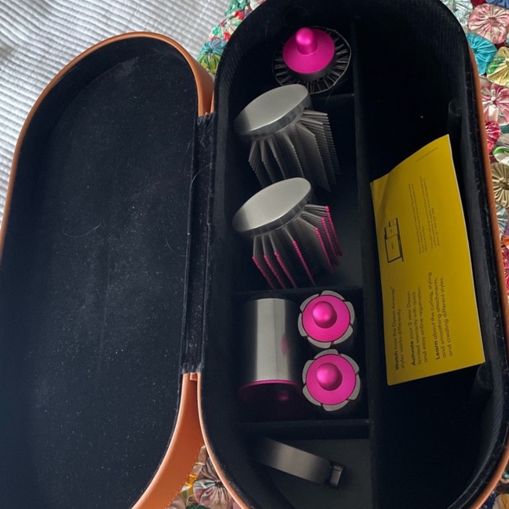 6 part Dyson air wrap accessories